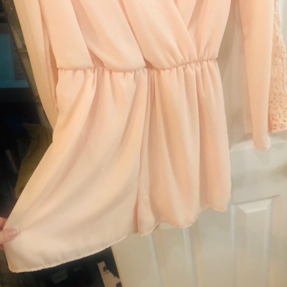Peach romper - Picture 4 of 5